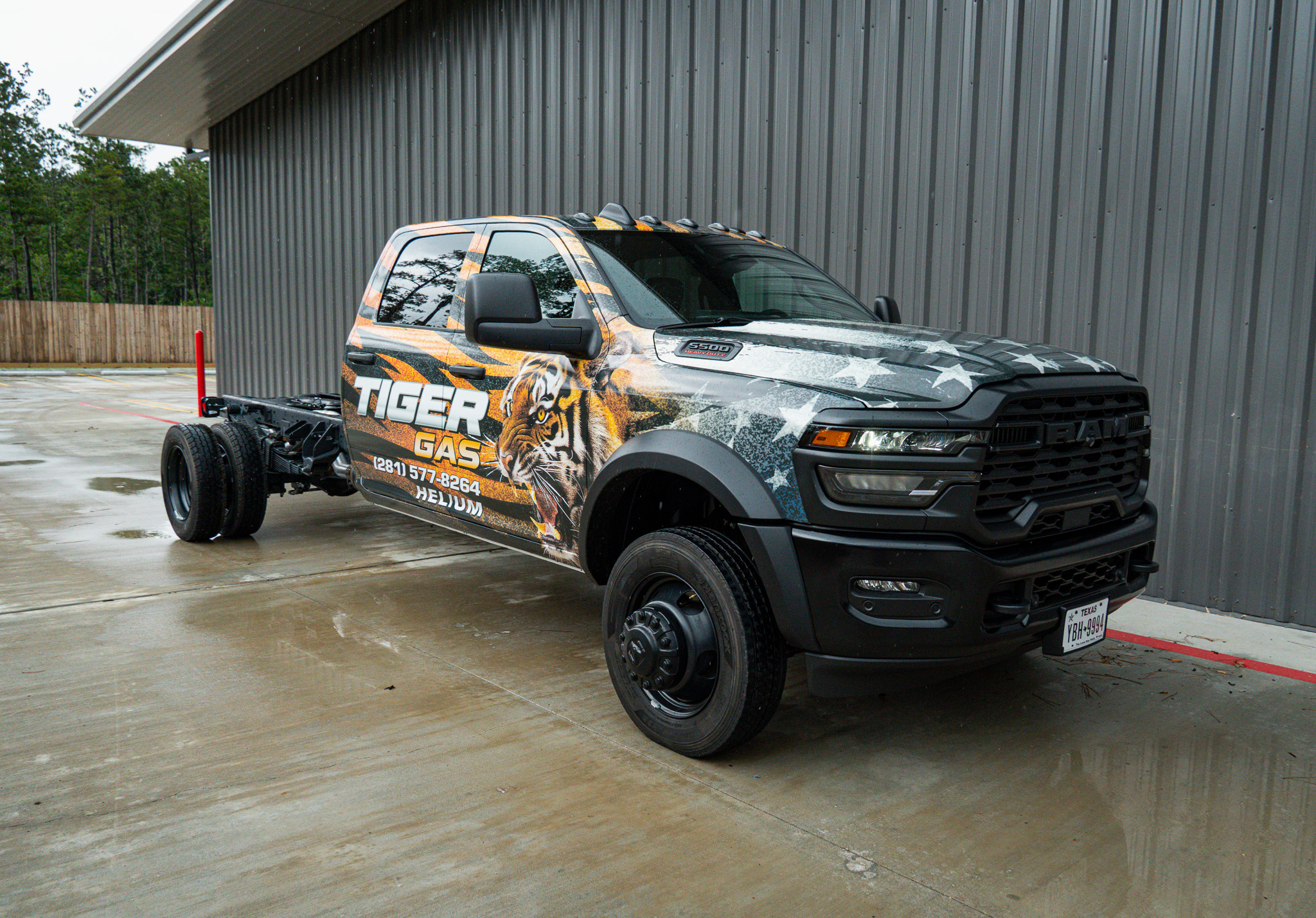 Full fleet vehicle wrap